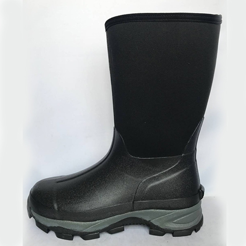 Neoprene hunting boots