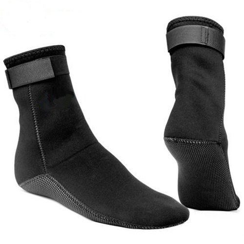 Neoprene dive socks for beach